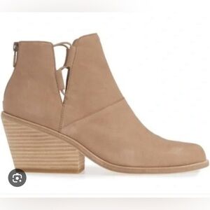 EILEEN FISHER VERO Cuoio Leather Ankle Boots Size 5.5 Block Heel | Great boot